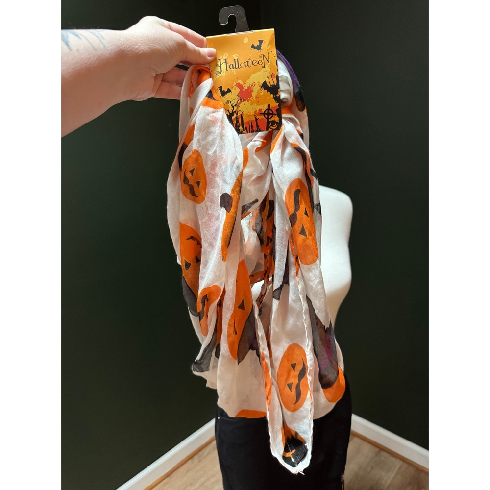 NWT Halloween Pumpkin Print Scarf Lightweight Infinity Neck Wrap